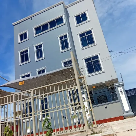 Steanka Luxury Homes