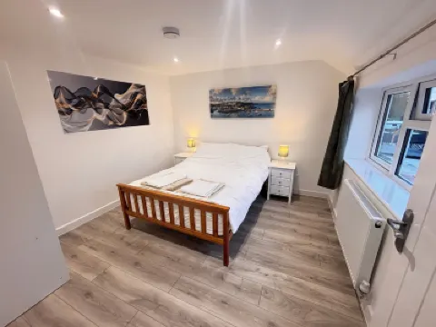 Bright Cozy 2 Bedroom Apartment in Oxford Hotels in 