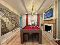 Luxury Private Boutique Hotel with CityView, Hot Tub, Free Parking