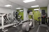 Spark by Hilton Summerville - Gym