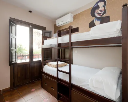 Oasis Backpackers' Hostel Granada Hotels in Granada