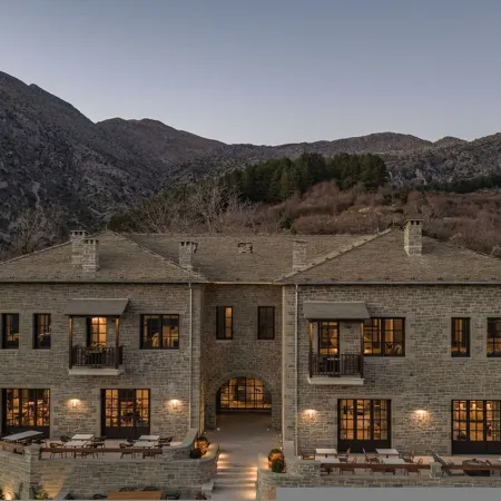 Oreno Mountain Retreat Hotel Отели в г. Тимфея