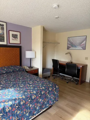 Federal Way Motel - 2-Star