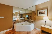 SureStay Plus by Best Western Coquitlam - parcheggio