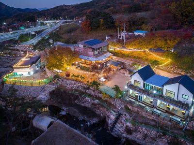 Gunwi Palgongsan Gagopa & Big Rock Pension