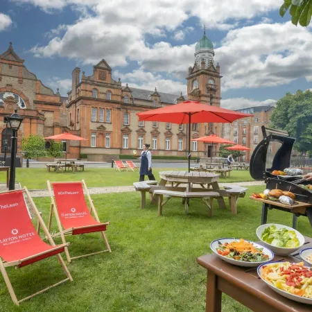 Clayton Hotel Ballsbridge Отели рядом с достопримечательностью «Конференц-центр RDS»