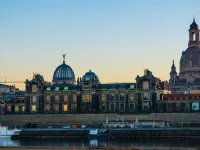 Urban Capsule Hoteles cerca de Centro coemrcial Elbepark de Dresde