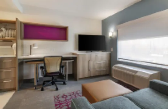 Home2 Suites by Hilton Bangor (홈2 스위트 바이 힐튼 방고르)