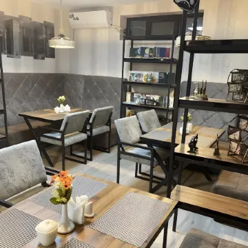 Shosh Palace Hotel Отели рядом с достопримечательностью «Свято-Успенский Кафедральный Собор»