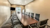Cobblestone Hotel & Suites Hartford - Wifi