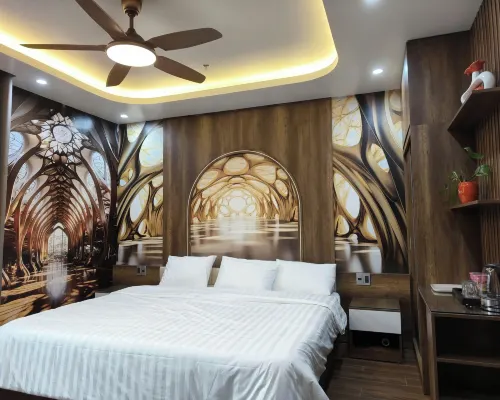 GREEN FAMILY HOTEL Hotels in Van Don