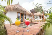 Amalife Beach Club & Hotel - bar