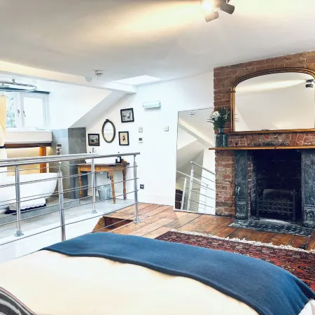 Central Victorian House Отели рядом с достопримечательностью «Хайбери»