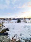 Swithome Properties Cozy Studio Pond View, Near Yeg Airport