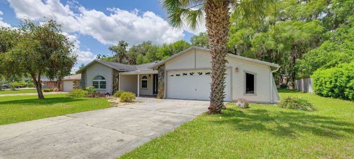 Riverfront Dunnellon Home w/ Private Dock! Hotels in Dunnellon