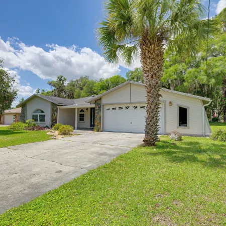Waterfront Deck & Private Dock! Rainbow River Home