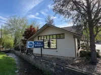 Best Western Johnson's Inn Downtown Gatlinburg Hotels near Gatlinburg TN