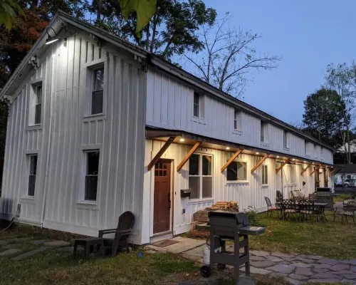Hay Loft Apartment in Barn - Goshen Hotels in Goshen