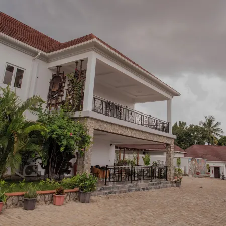 Orisun Resort & Gallery