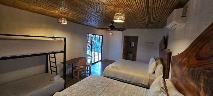 Bonding Coffee Roaster Café & Hotel Hotels in Quepos