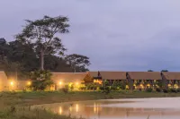 BON Hotel Crown Forest فنادق في 