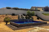 Pool & Yard: Luxe Beaumont Getaway!