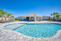Stylish 4 Bedroom Home 10 Min from Disney - Villas
