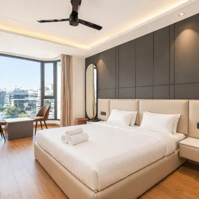 โรงแรม เมลานจ์ - ถนนกอล์ฟคอร์ส โรงแรมใกล้เอ็มจีโรด