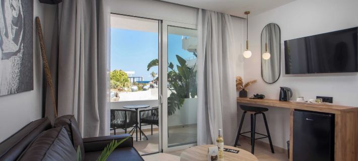 RAFFAELLO BEACH Hotels in Kallithea