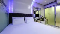 Anshan Wynn - Motels