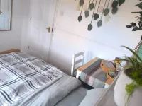 Nice cozy bedroom in Bermondsey Отели рядом с достопримечательностью «Кэмбервелл»