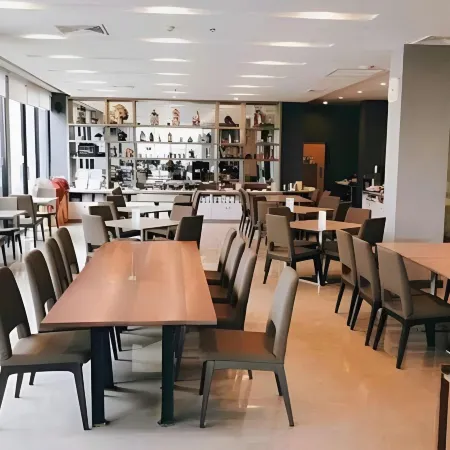 Leosor Hotel
