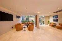 Tulip Inn Gurugram Sec-39 โรงแรมใน