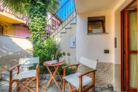 La Casa Dell'Uva Fragola Outdoor Space - Happy Rentals - parking