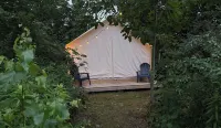 Seneca Gorge Glamping - 4성급
