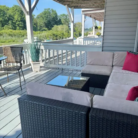 Open Layout Townhome Near All the Fun