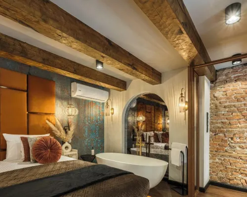 Rynek 29 Aparthotel — Main Square “Cu Residence” — Kraków Old Town — by Luvaro Hotels near Main Market Square