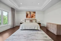 GlobalStay 4 Bedrooms House in Brampton - วิลล่า