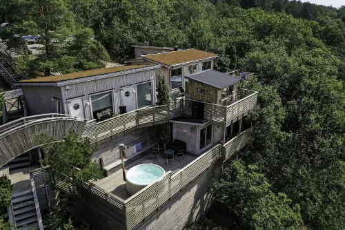Treetop Spa Hangout & Hotel - Spa
