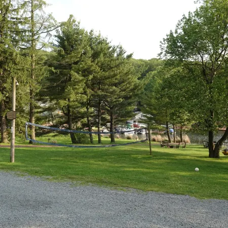Lake Harmony Inn