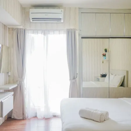 Modern Studio Apartment at Serpong Greenview BSD by Travelio