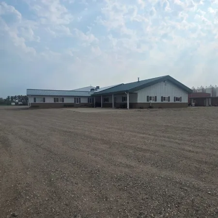 Huge Space! 4 Bedrooms Sleep up to 12. 6 Additional Bedrooms Available.