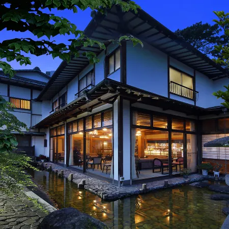 Atami Onsen Sakuraya Ryokan