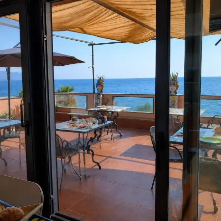 Mar dei Poeti - Luxury Suites