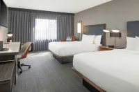 Courtyard Farmington - parkir