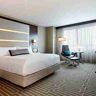 JW Marriott Minneapolis Mall of America Rooms