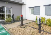 B&B HOTEL Bordeaux Le Haillan 3 étoiles - 駐車場