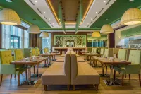 Four Points by Sheraton Ikot Ekpene - 朝食
