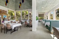 Sanctuary Resort Motor Inn - servizio colazione