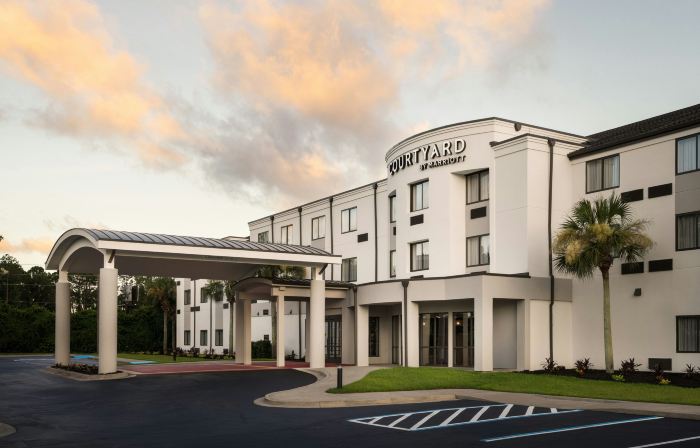 Courtyard by Marriott Brunswick